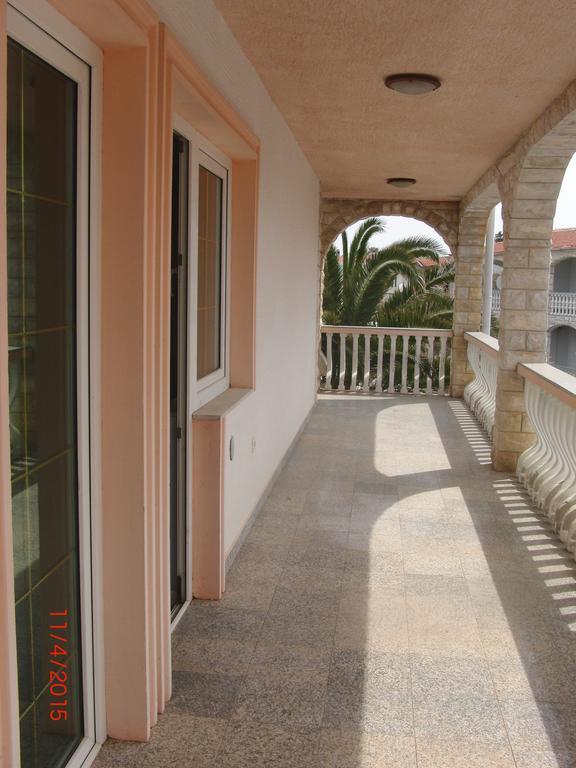 Apartments Stojanovic Vir Quarto foto